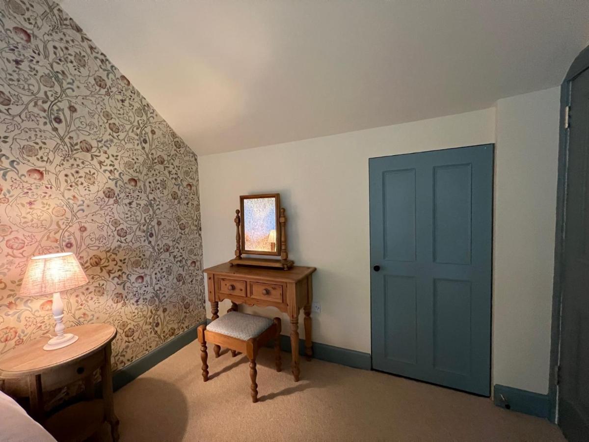 Quaint Self Contained Cottage Near Edinburgh. Loanhead Exterior photo